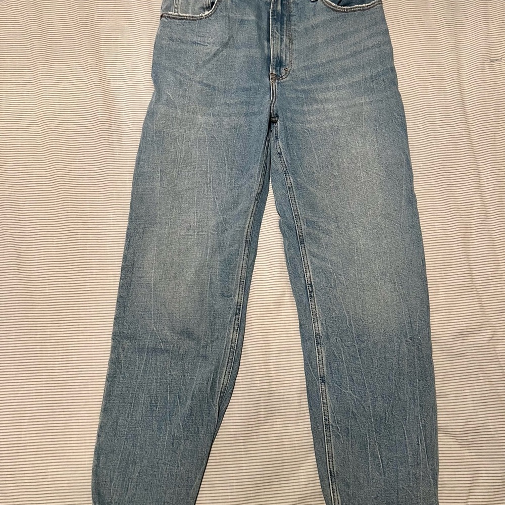 Abercrombie & Fitch Women’s Ultra High Rise Ankle Straight Jeans